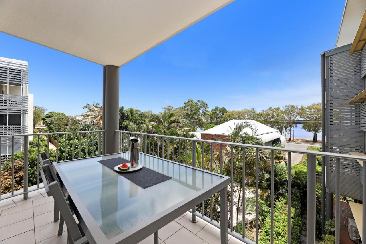 On The Bay Apartments Bongaree Екстериор снимка
