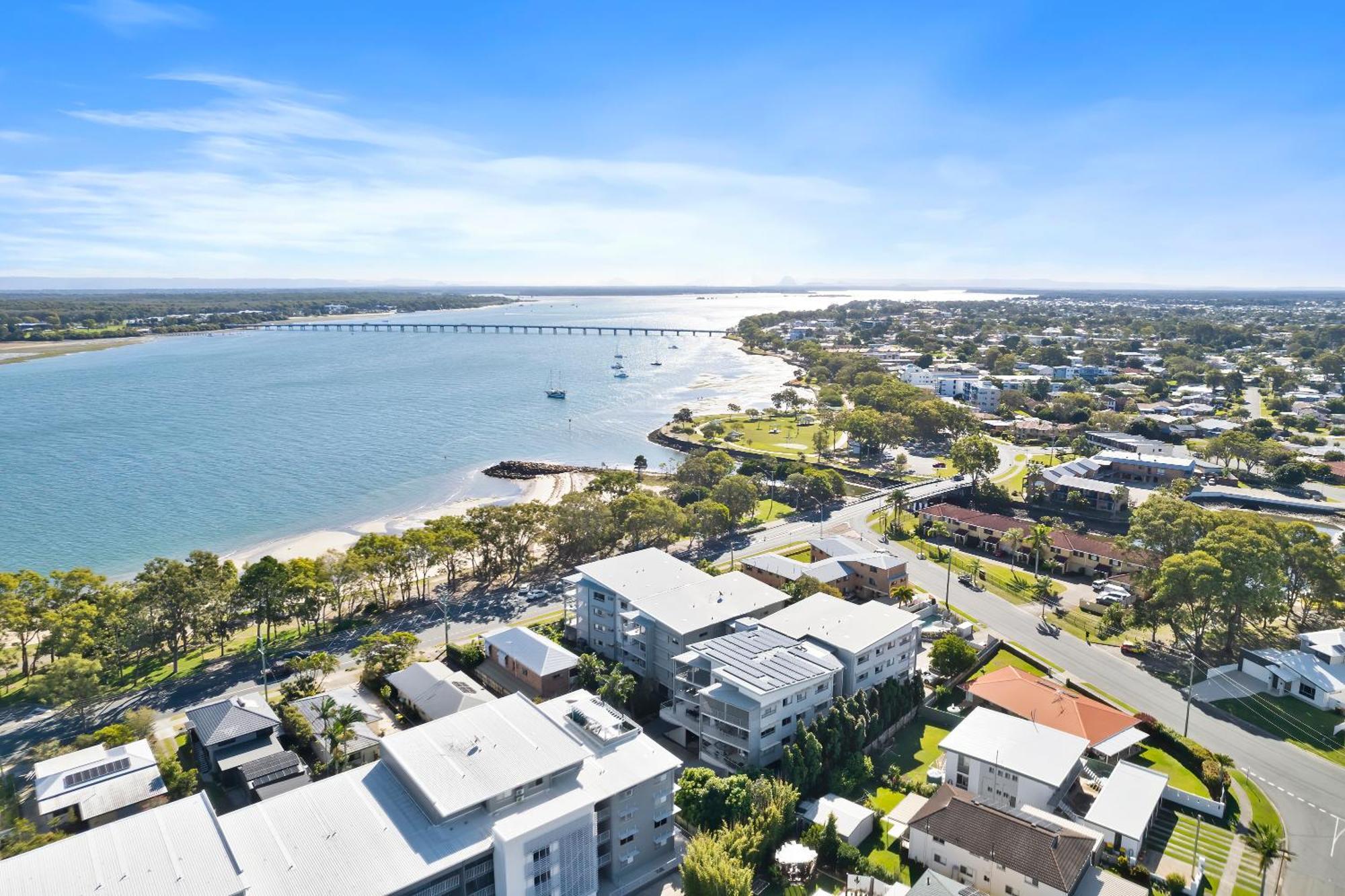On The Bay Apartments Bongaree Екстериор снимка