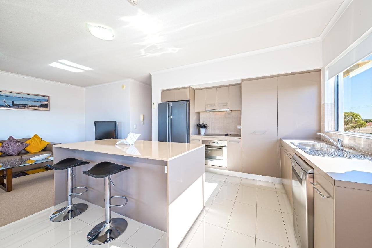 On The Bay Apartments Bongaree Екстериор снимка